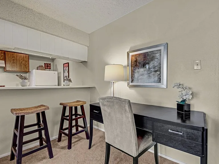Cypress Pointe — Photo 7