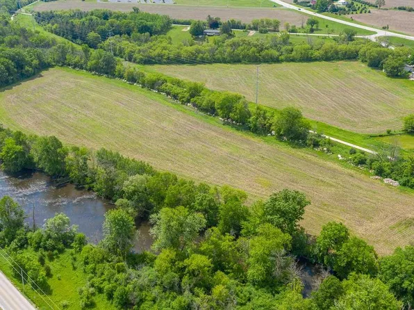 Lt0 LIGHTHOUSE LANE, West Bend, WI 53090