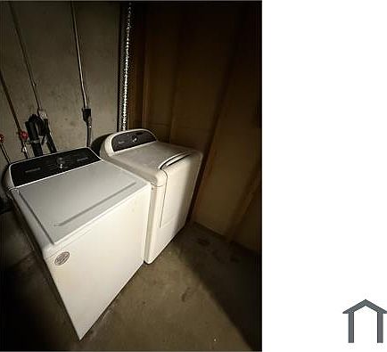 3rd image of 14 Wyegate Ct