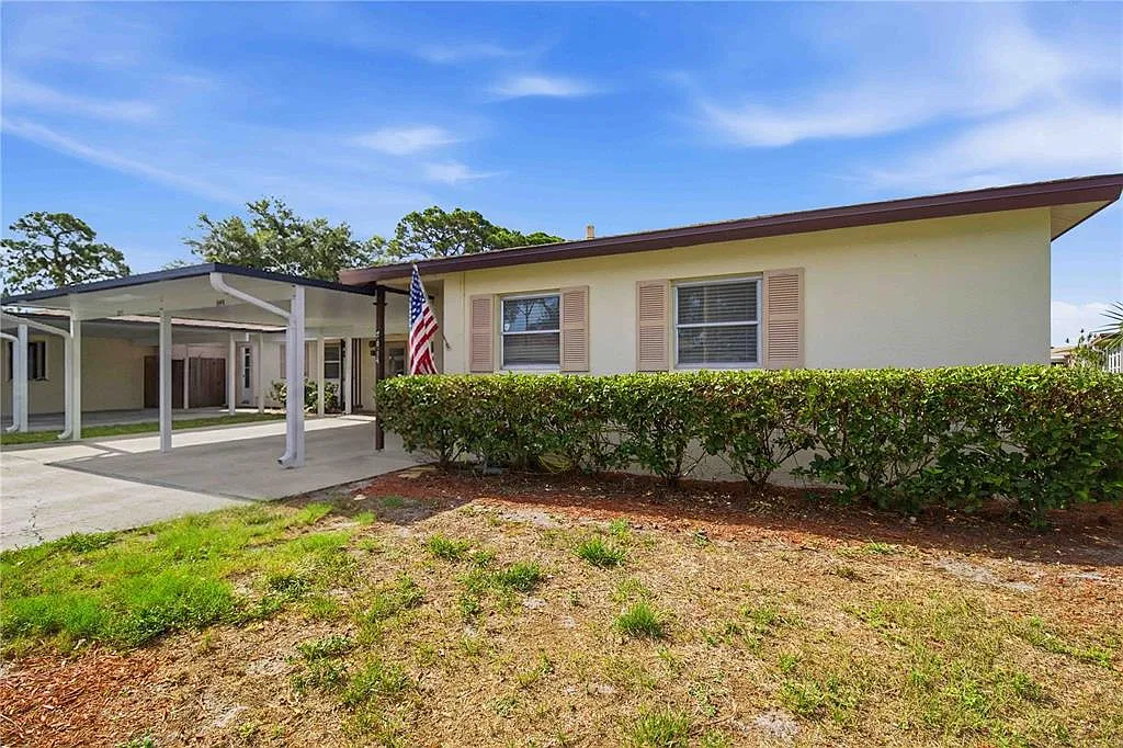 2 bed, 2.0 bath, 934 sqft, $2,150 — Photo 1