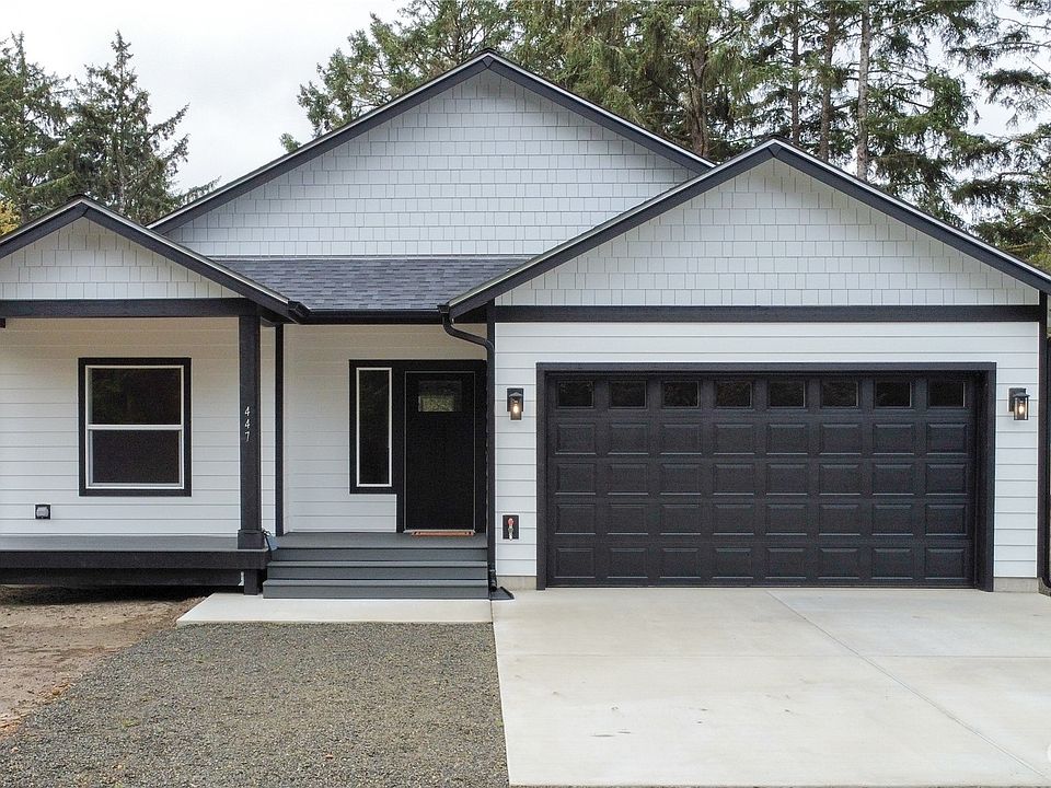1st image of 447 Lotloh Avenue SE