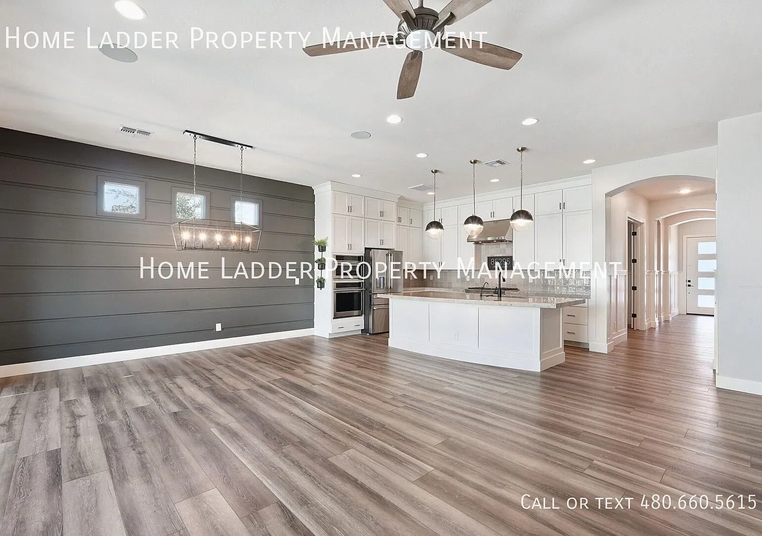 Stunning Cooley Station Home - 3 Bed + Loft + Den/Office/Bonus Room — Photo 3