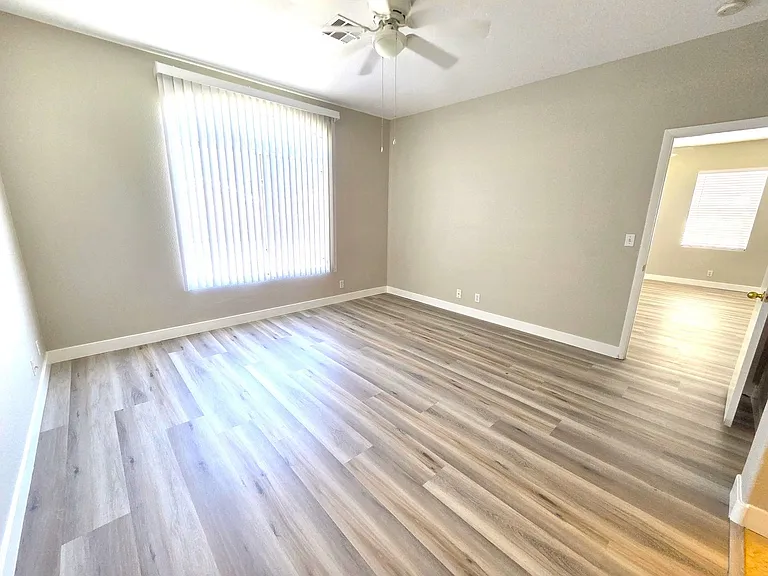 7904 Canyon Grove Ct — Photo 14