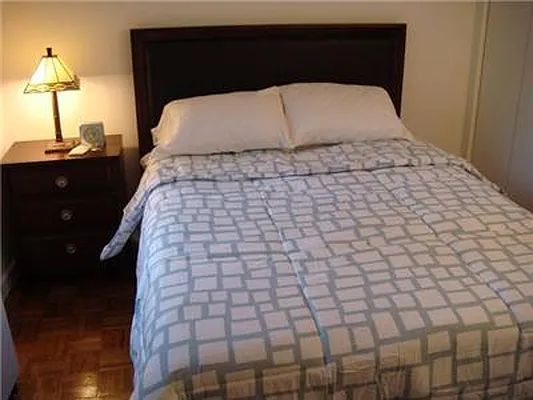 Rented by Luxury Property Group | media 39