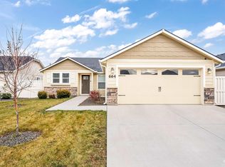 664 Alpine Lake St, Middleton, ID 83644