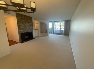1215 N Olive Dr APT 207, West Hollywood, CA 90069