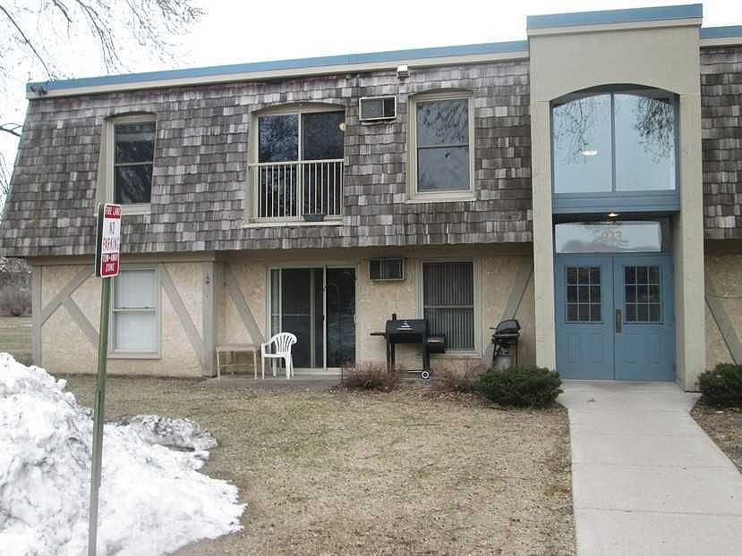 1st image of 933 11th Ave S APT 8