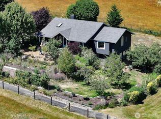 4635 Cherrystone Ln, Clinton, WA 98236