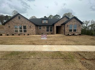 12133 Oak Grove Dr, Tyler, TX 75706