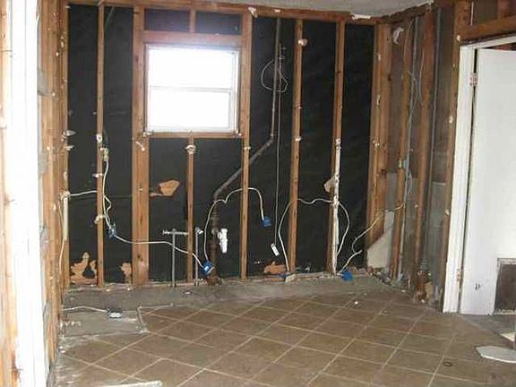 Kitchen with tile