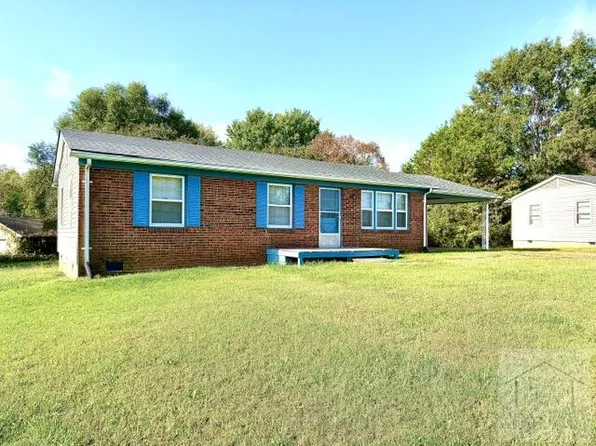 65 Southland Dr, Martinsville, VA 24112