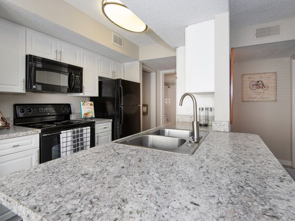 775 Gateway Dr SE APT 102