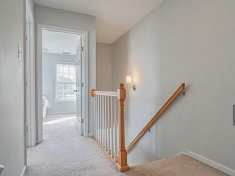 316 Anna St — Photo 18