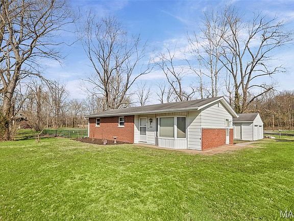 4th image of 2800 Dutch Hollow Rd