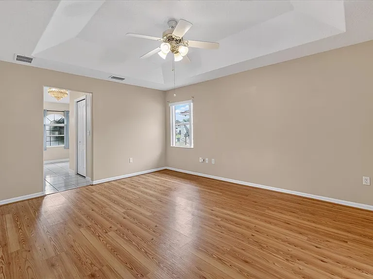28 Princeton Ln — Photo 18