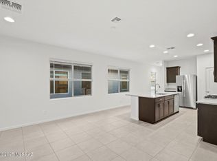 6974 W Sweetshade Ln, Pima County, AZ 85757