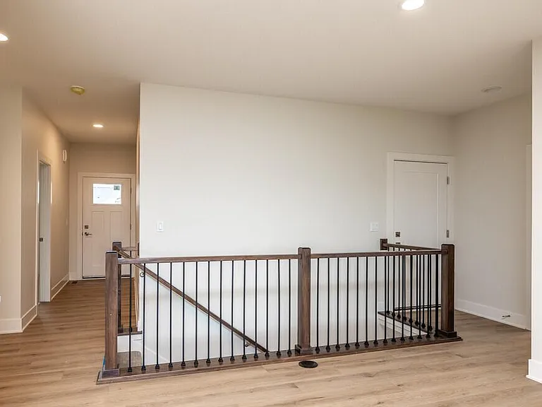 Platinum Pointe — Photo 5