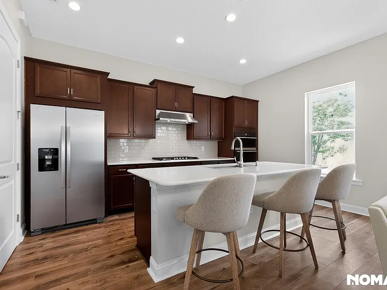 98 Permit Ct — Photo 8