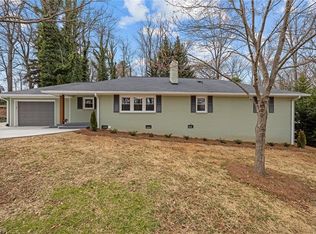 813 Greenwood Dr, Greensboro, NC 27410