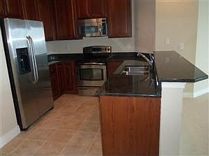 5th image of 1211 E Cumberland Ave Unit 1005