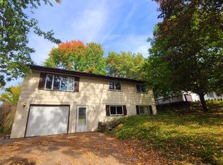 1103 16th Ave E, Menomonie, WI 54751