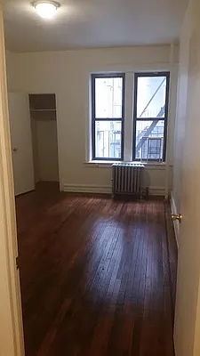 Rented by Lang Realty LLC | media 16