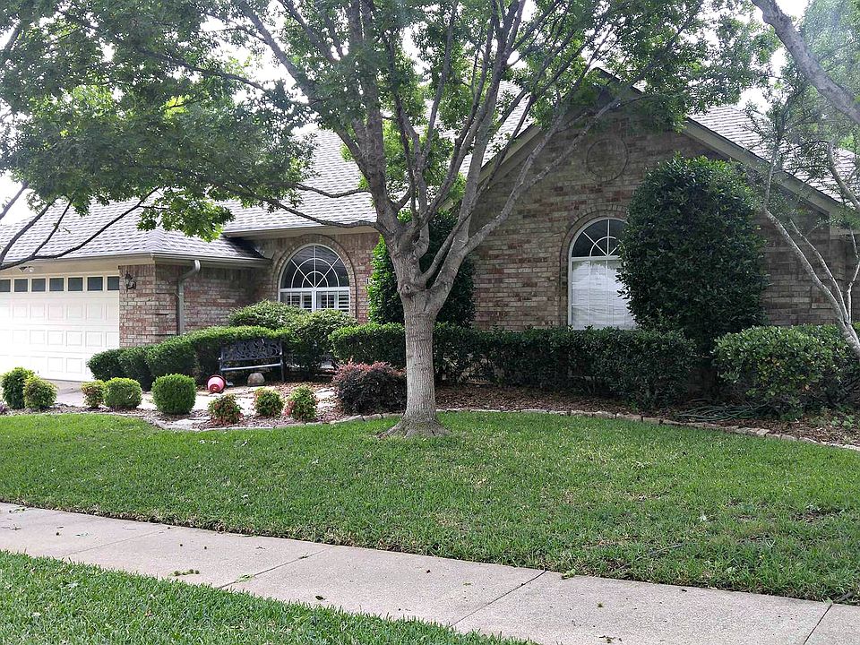 1st image of 1404 Brookshire Dr