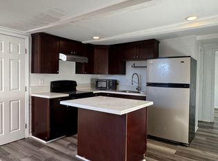 911 E Mission Rd #A, Fallbrook, CA 92028