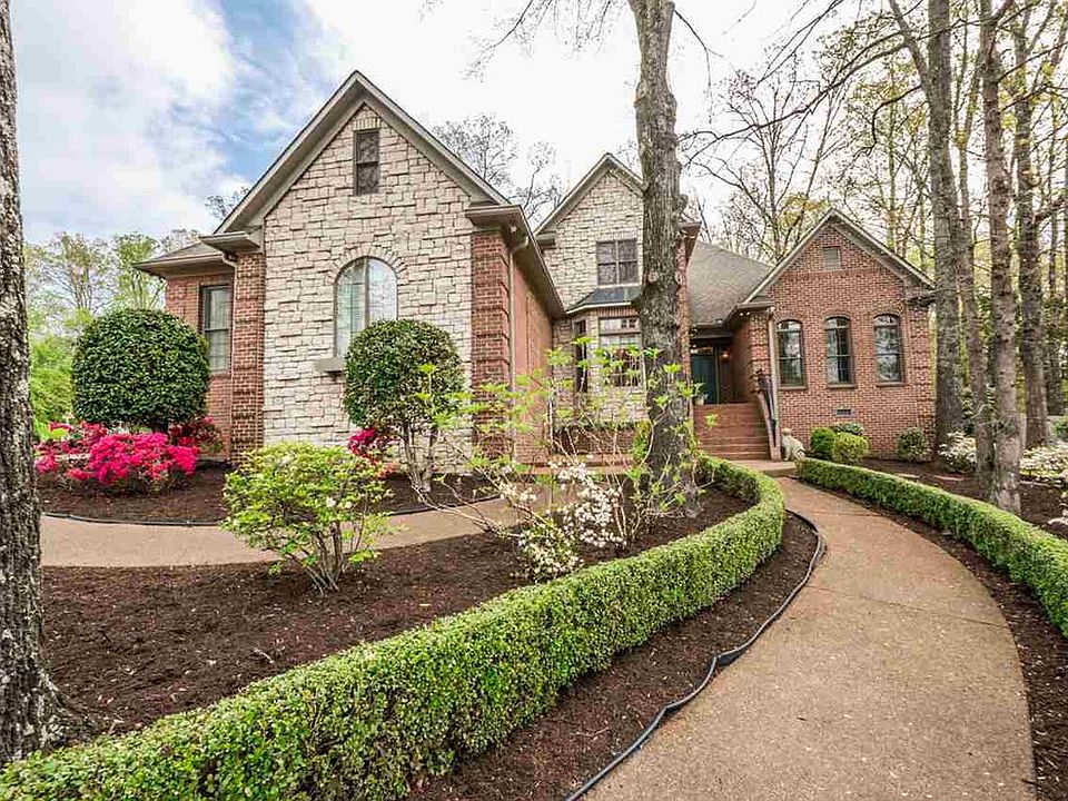 1st image of 380 Edenwood Dr