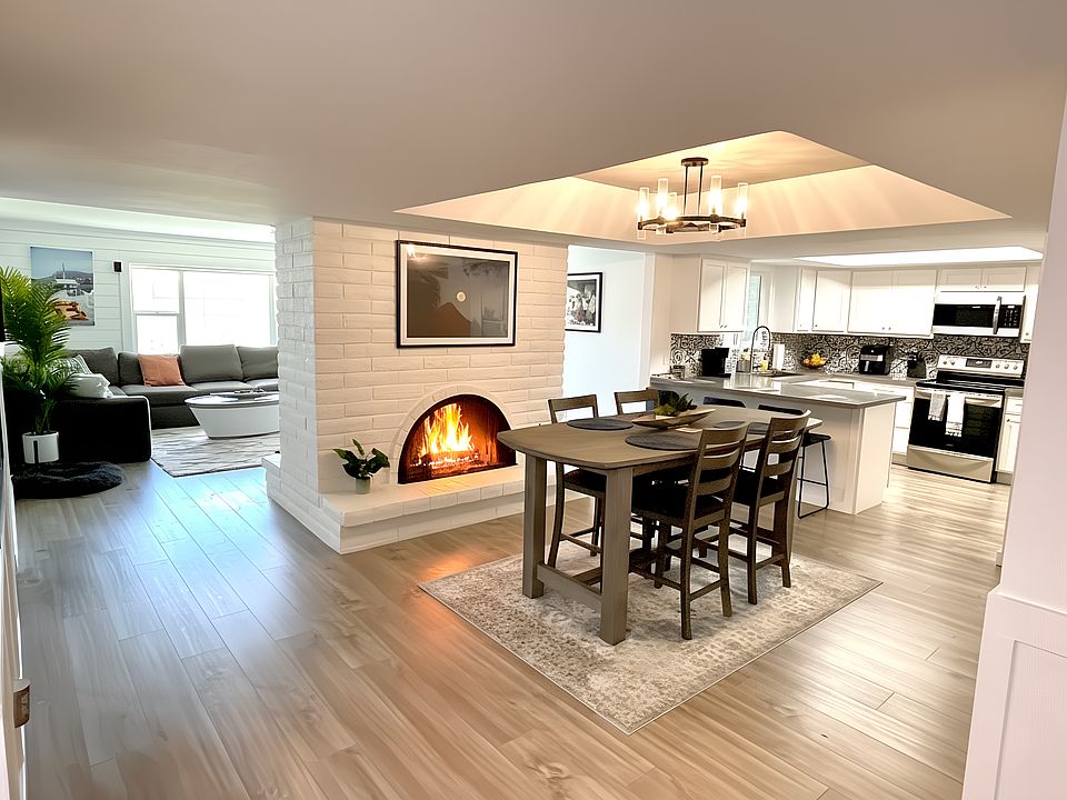 1st image of 7953 E Vista Dr