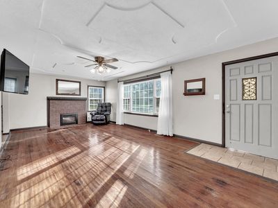 401 E Wayland Street, Springfield, MO, 65807