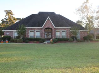 1777 Hollow Cove Ln, Lake Charles, LA 70611