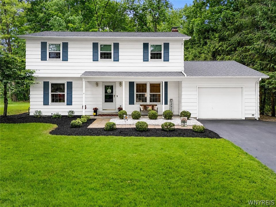 1st image of 2 Park Ln