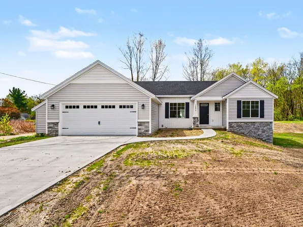 7884 Cannonsburg Rd, Rockford, MI 49341