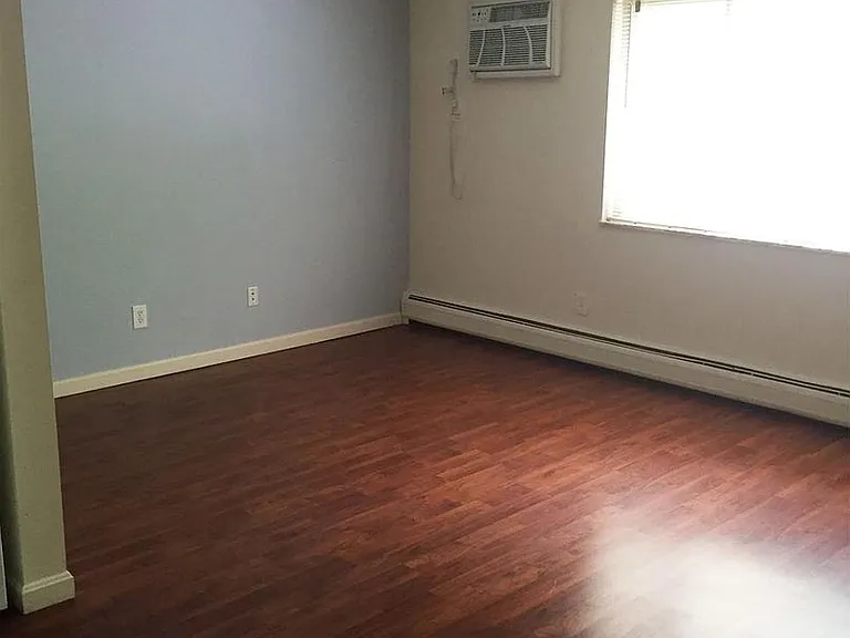 550 Lowell Ave — Photo 48