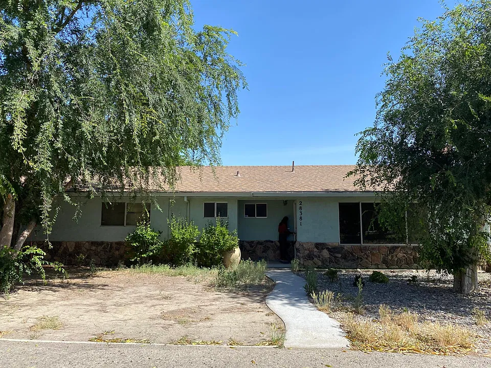 28381 S Macarthur Dr