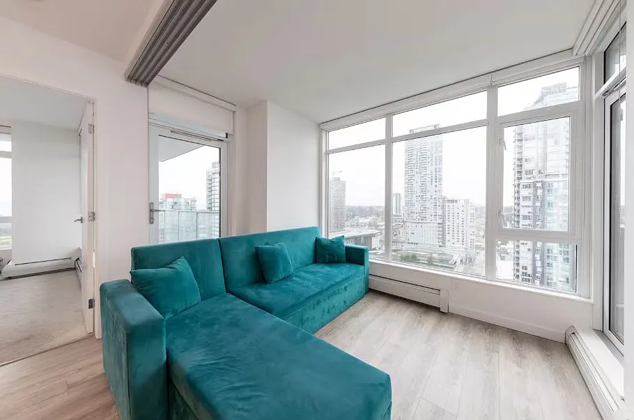2 bed, 800 sqft, $3,500 — Photo 2