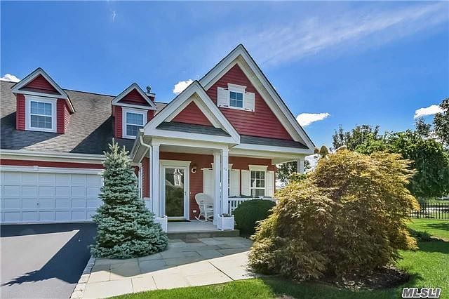 1st image of 44 Golden Spruce Dr