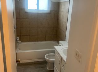 8465 Orchard Ave, Warren, MI