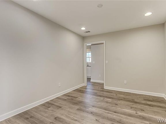 3rd image of 12978 Rolling Meadows Cir