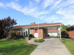 23161 Greencrest St, Saint Clair Shores, MI