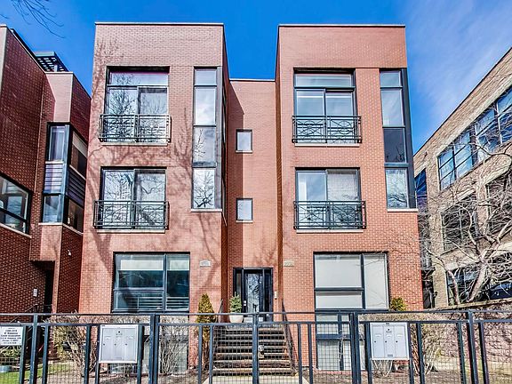 3rd image of 2308 W Wabansia Ave APT 3E