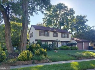 4 Eddington Ln, Willingboro, NJ 08046