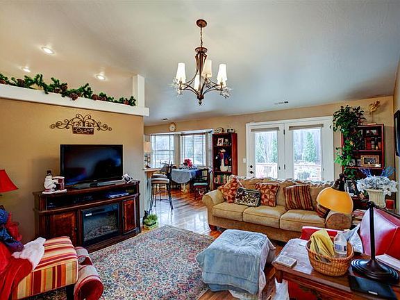 5th image of 20 Osprey Dr