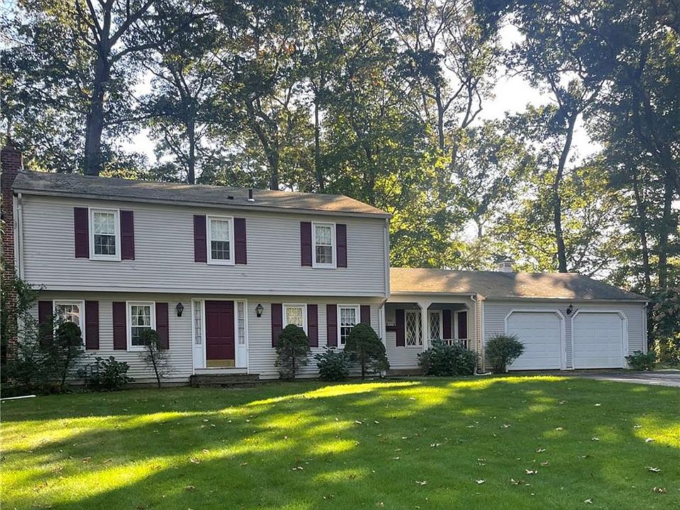 2nd image of 455 Red Chimney Dr