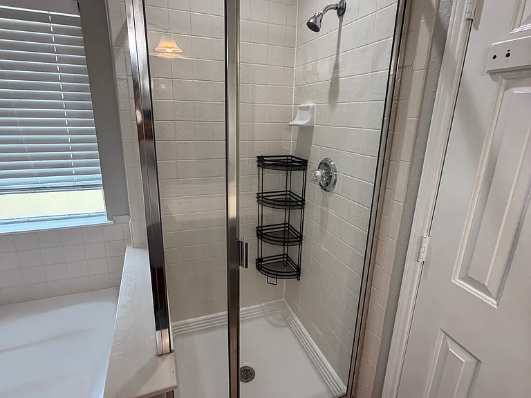 6744 Geyser Trl — Photo 10
