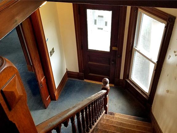 2nd image of 8128 West Ave