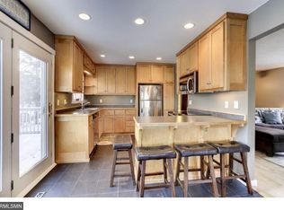 2321 Cascade Plz S, Woodbury, MN 55125