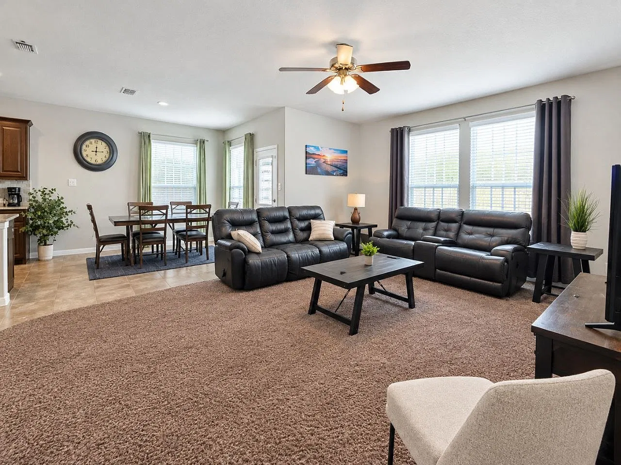 4 bed, 2050 sqft, $5,000 — Photo 1