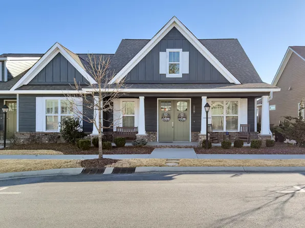 279 Kempton Ln, Dalton, GA 30721